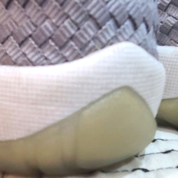 Nike Youth sz 4.5 CLEAN - Picture 2 of 5